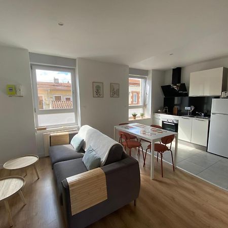 Apartament Family House - Centre Gare Roanne Zewnętrze zdjęcie