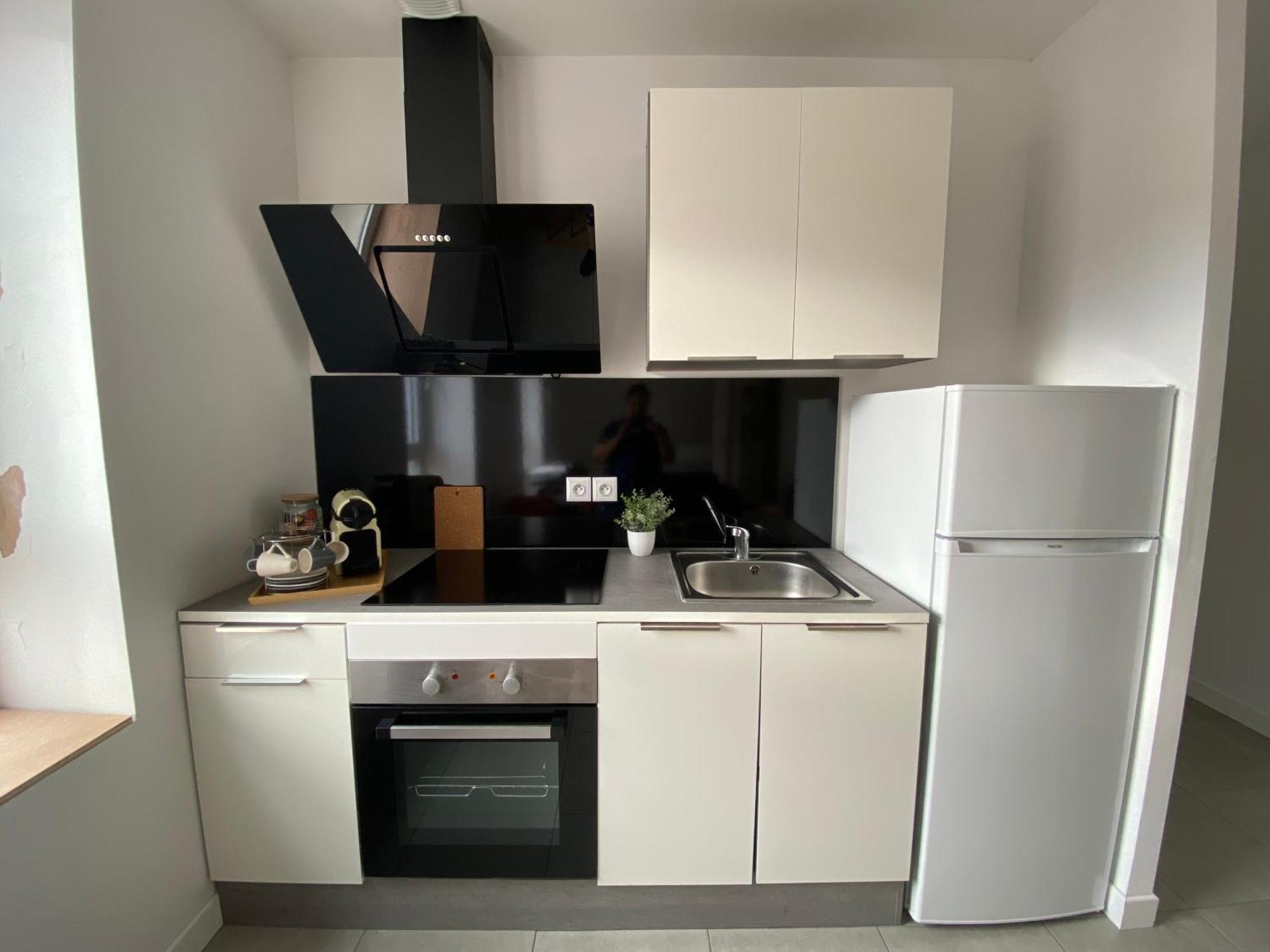 Apartament Family House - Centre Gare Roanne Zewnętrze zdjęcie